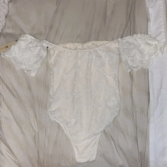 NWT Nightcap Off the Shoulder Lace Bodysuit - Picture 3 of 5
